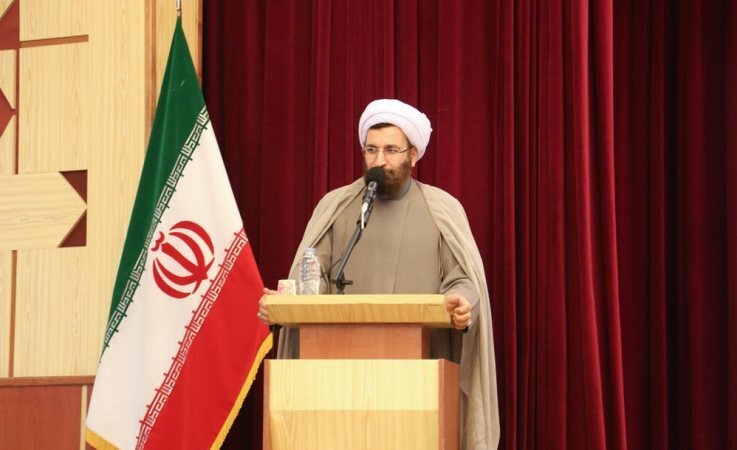 زن ایفاگر نقش پیشرفت و توسعههای فرهنگی در کشور است