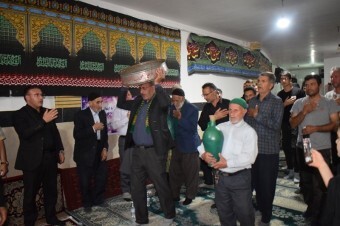 آیین مذهبی طشت‌گذاری در بیجار برگزار شد
