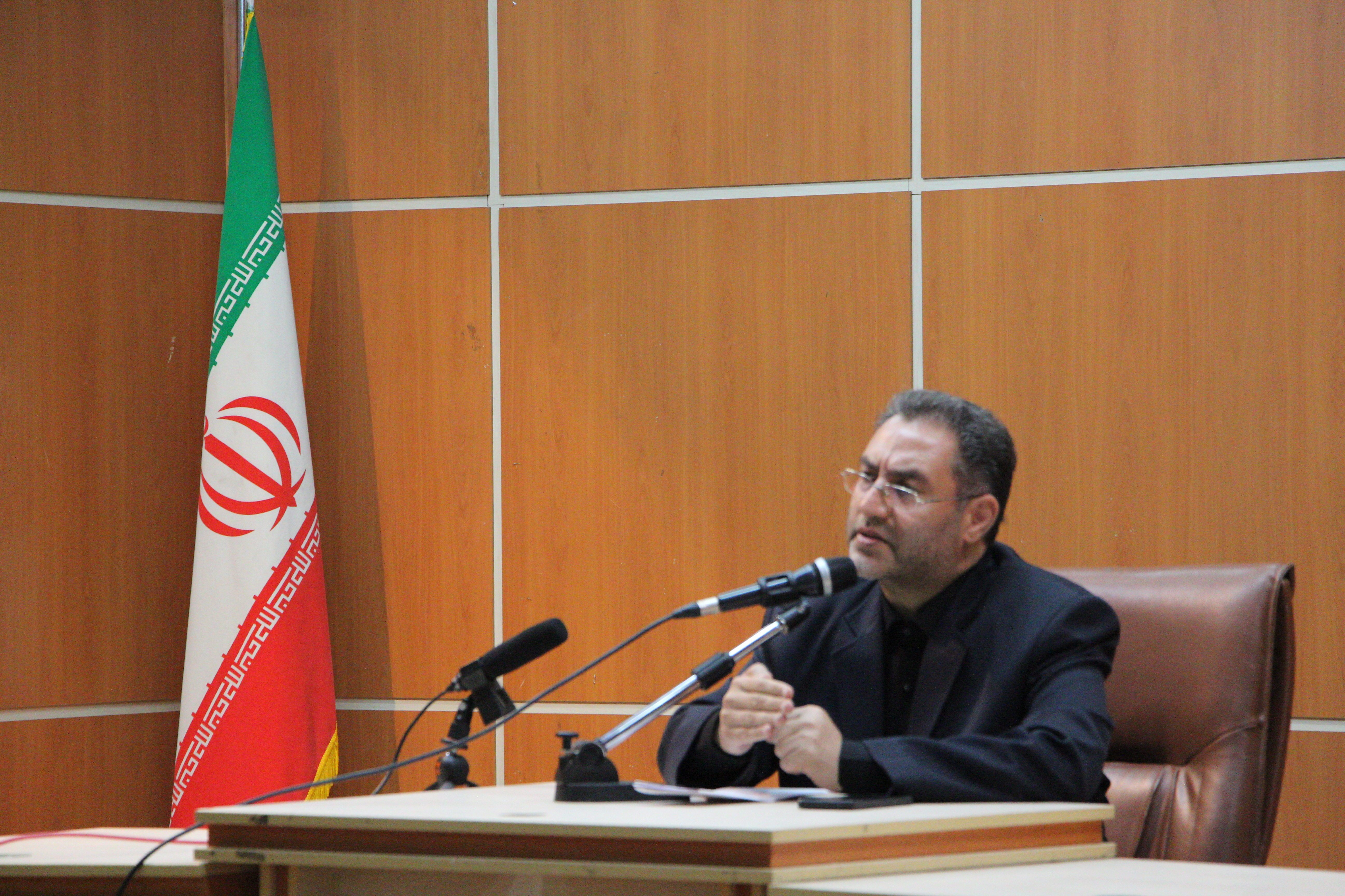 همكاری برای تربيت دانش آموزان کنشگر اجتماعی همكاری برای تربيت دانش آموزان کنشگر اجتماعی