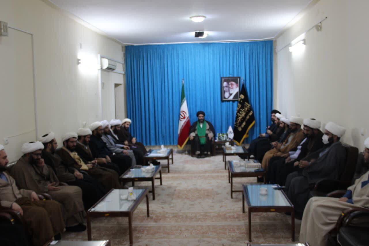 برگزاری جلسه جامعه روحانیت در شهرستان مهران برگزاری جلسه جامعه روحانیت در شهرستان مهران