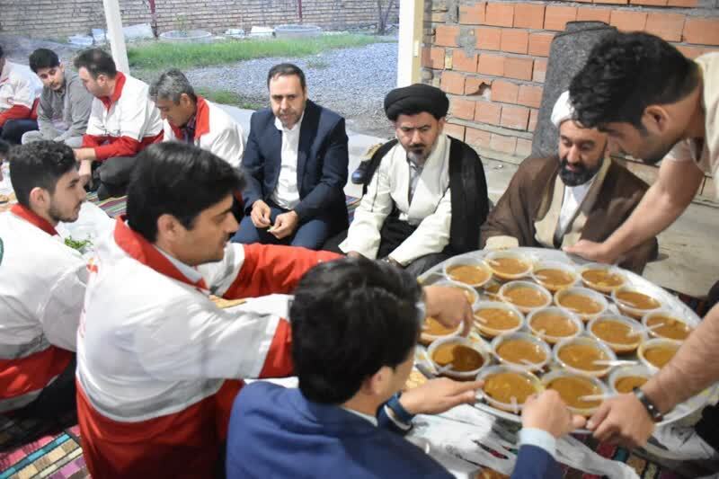 مراسم جزء خوانی قرآن کریم و ضیافت افطاری در شهرستان آق قلا