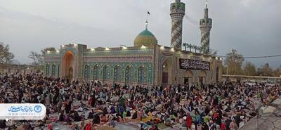 سفره با کرامت ضیافت الهی ده هزار نفری در حرم یحیی بن زید گنبد کاووس