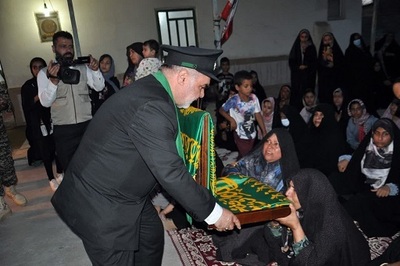 حضور خدام رضوی به همراه پرچم متبرک آستان قدس در علی آبادکتول
