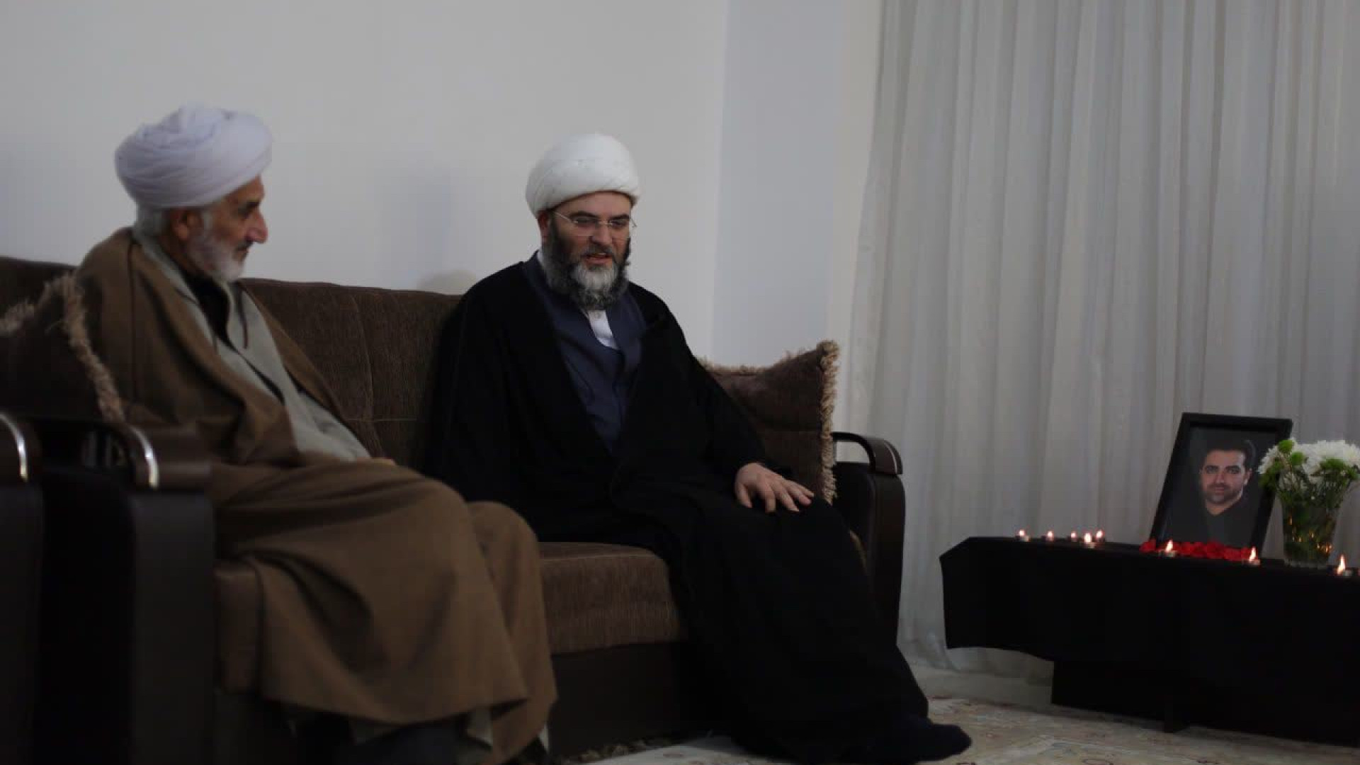 حجت الاسلام قمی به دیدارخانواده مرحوم ولی نژادکارمندخدوم تبلیغات اسلامي گلستان رفتند