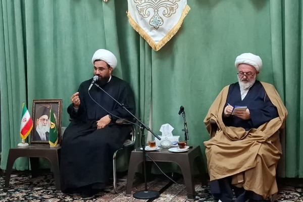 مراسم تجلیل از عوامل اجلاسیه ۸۲ شهید مداح استان سمنان در دفتر امام جمعه شاهرود برگزار شد