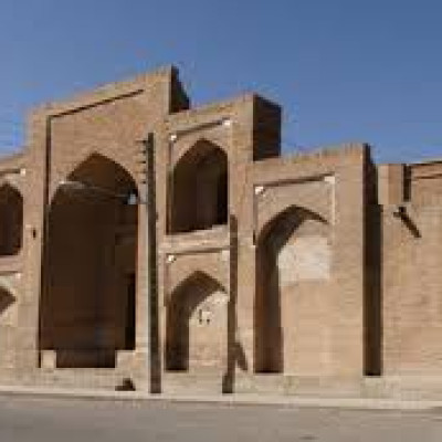 اعزام امام جماعت به كانون هاي جمعيتي مساجد،هيئات،كارخانجات،مدارس،ادارات و...