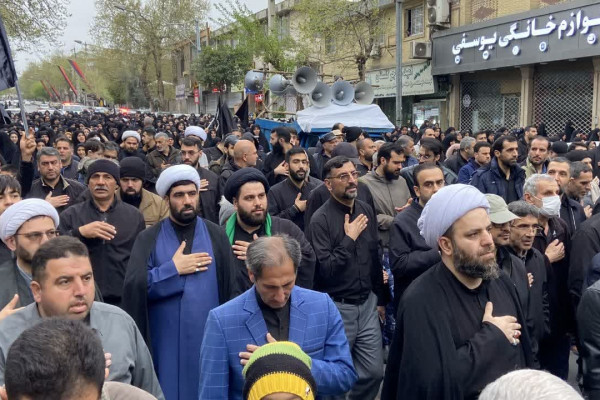 مراسم دسته‌روی مردم گلستان در روز شهادت امیرمومنان حضرت علی(ع) برگزار شد.