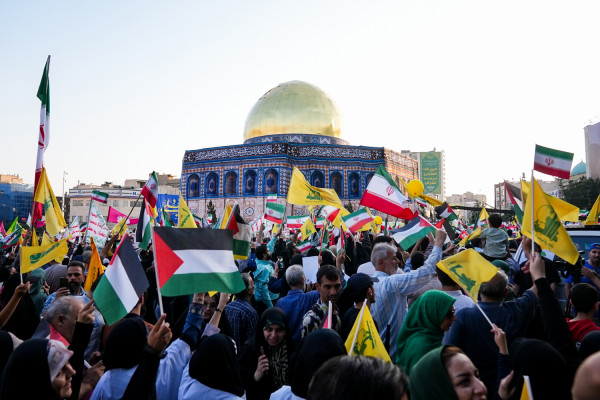 长达数公里的古迪尔游行