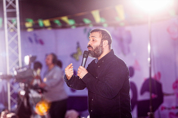 “如星星一般” 活动：伊朗最大的女生庆典