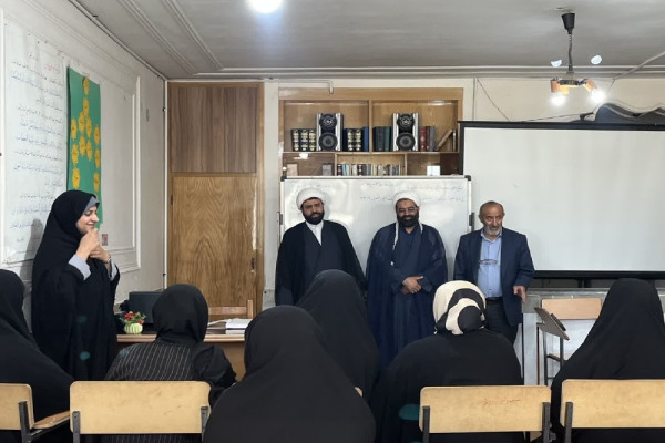 حضور پشتیبان سازمان دارالقرآن در جمع قرآنیان استان