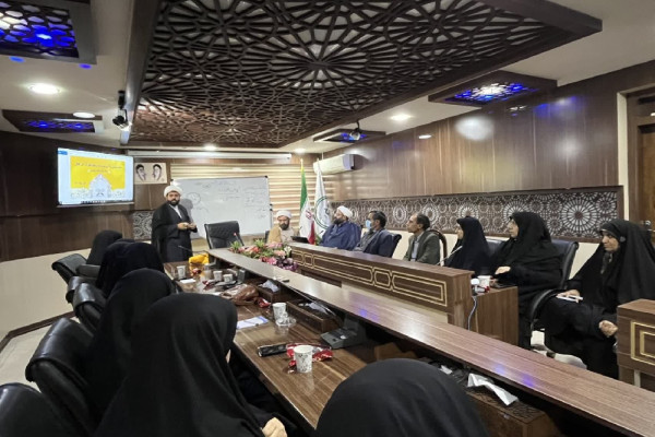 حضور پشتیبان سازمان دارالقرآن در جمع قرآنیان استان