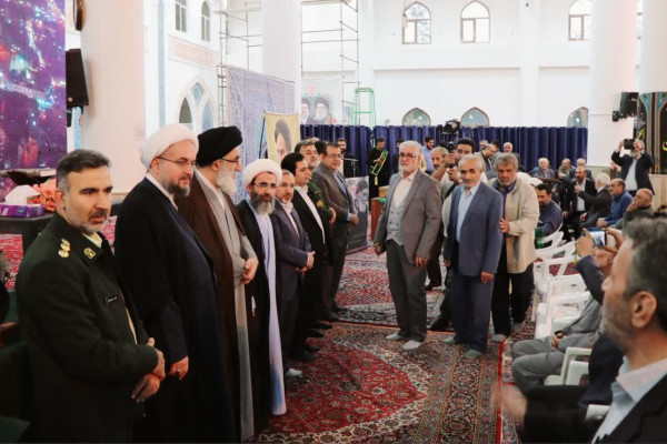 هشتمین آئین تجلیل از پیرغلامان حسینی استان البرز
