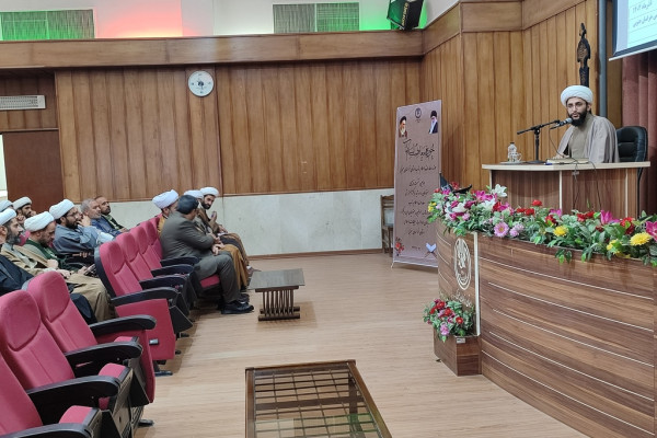 برگزاری نشست تبیینی و هم اندیشی اساتید مراکز آموزش و متولیان مراکز معارف اسلام ناب استان