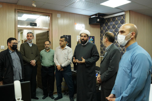 بازدید معاون اداری مالی و همکاران بخش اداری از مرکز رسانه تبلیغات اسلامی خوزستان