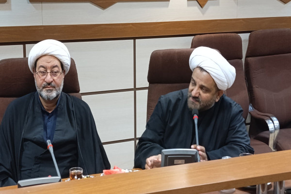 نشست هم اندیشی مبلغان شاخص و مسئولین ادارات شهرستانی