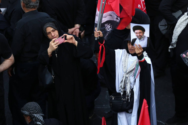 آیین تشییع پیکر مطهر رهبر شهید انقلاب در تهران برگزار شد