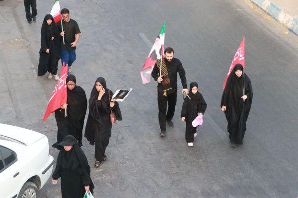 پیاده روی جاماندگان اربعین در بندرعباس