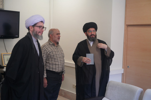 بازدید نماینده محترم ولی‌فقیه و امام جمعه زنجان از اداره‌کل تبلیغات اسلامی