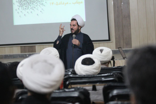 نشست «مساجد جریان‌ساز» شهرستان میناب