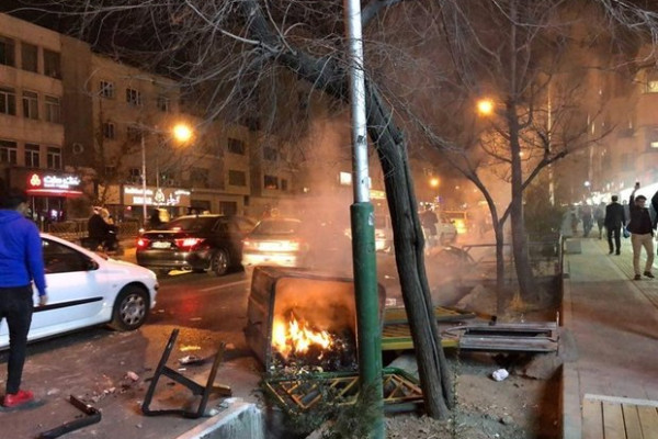 هنرمندان اغتشاشات دی ماه را محکوم کردند